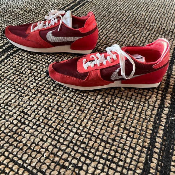 Nike D Break Day Break Type Red White Sneaker Men's 11 Mesh Suede Upper Retro - Picture 3 of 4